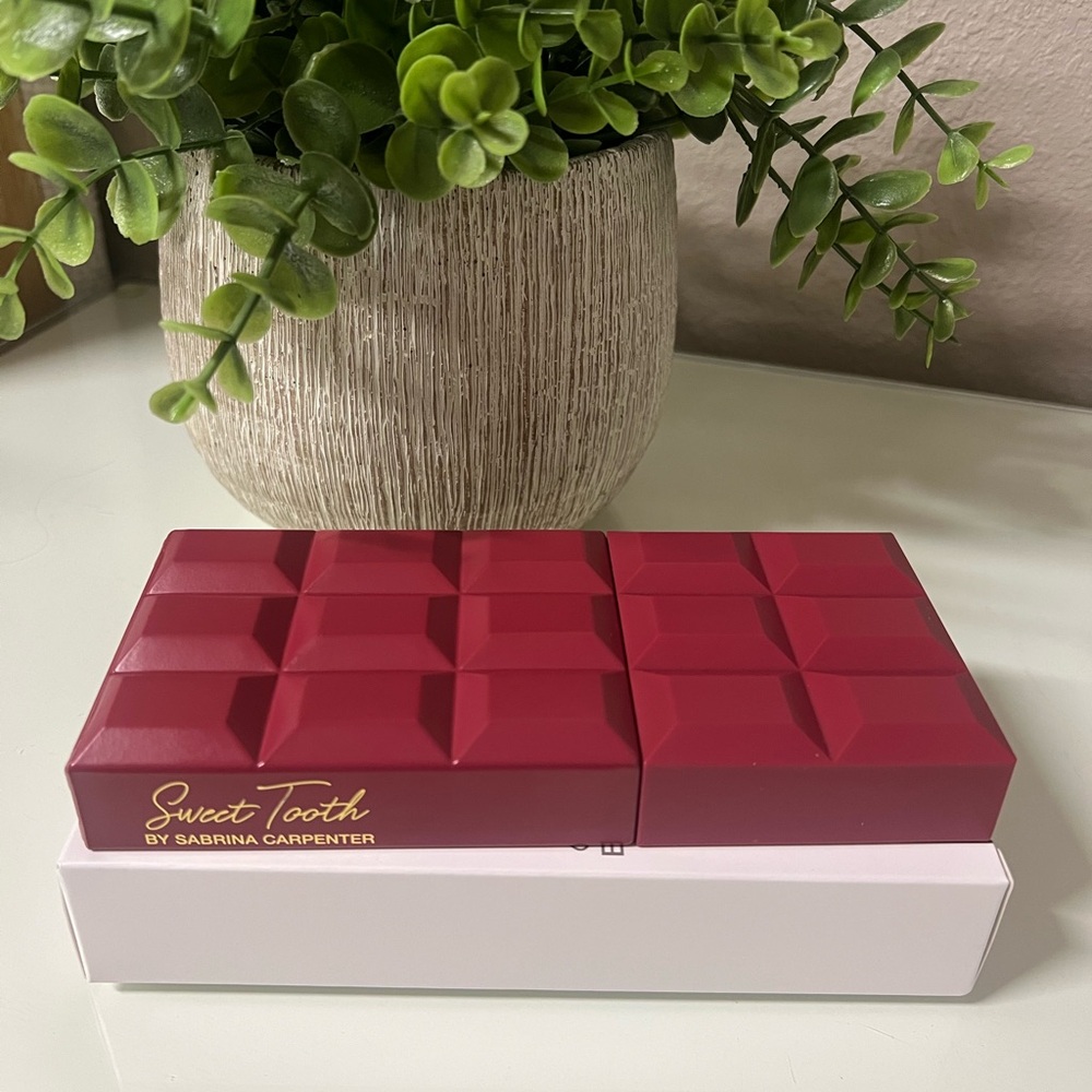 Sabrina Carpenter cherry baby Eau De Parfum - Picture 4 of 7